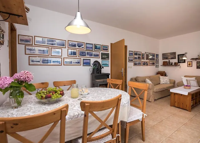 Katja بيت للعطل سومارتين