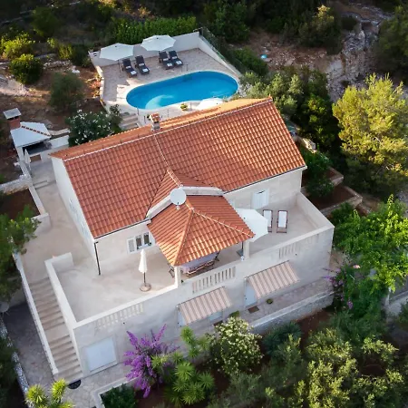 Tatil Evi Katja Sumartin